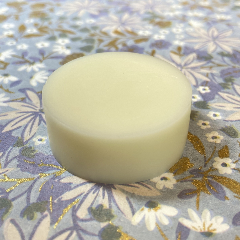 blissli scent selection box – handmade vegan soy candles and wax melts