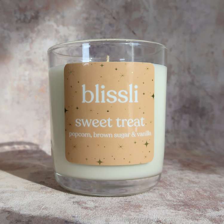 sweet treat 220g soy candle by blissli – buttery popcorn, brown sugar and vanilla