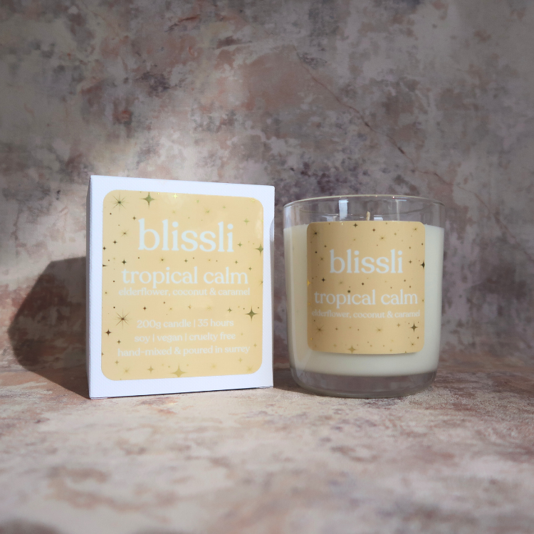 tropical calm – elderflower, coconut & caramel soy candle