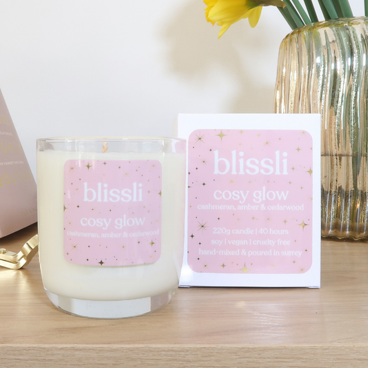 cosy glow – cashmeran, amber & cedarwood 220g soy candle