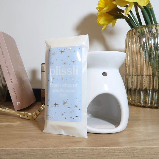 fresh sheets – white lily, sandal & iris 50g wax melt