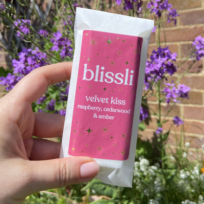 velvet kiss 50g wax melt snap bar by blissli – raspberry, cedarwood and amber