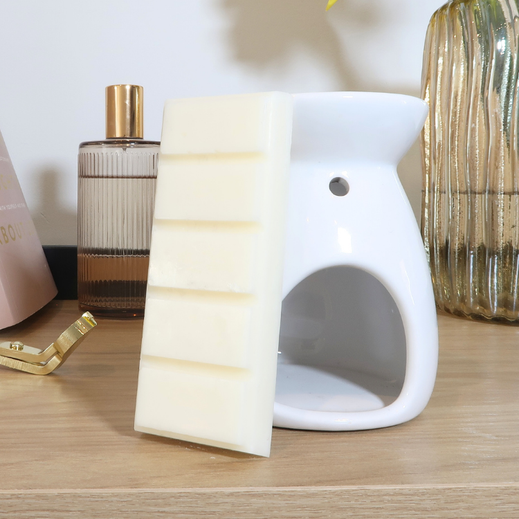 gingerbread 01 – maple syrup, ginger & cookie 50g wax melt