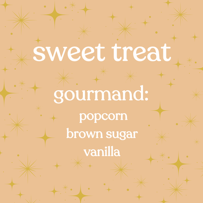 sweet treat soy candle – close-up of jar label by blissli